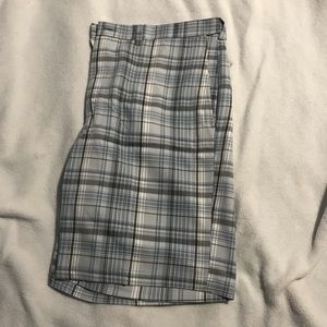 Blue and White Plaid Haggar Shorts Size 40 NWT
